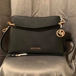 Michael Kors Portia Large Saffiano Shoulder Bag